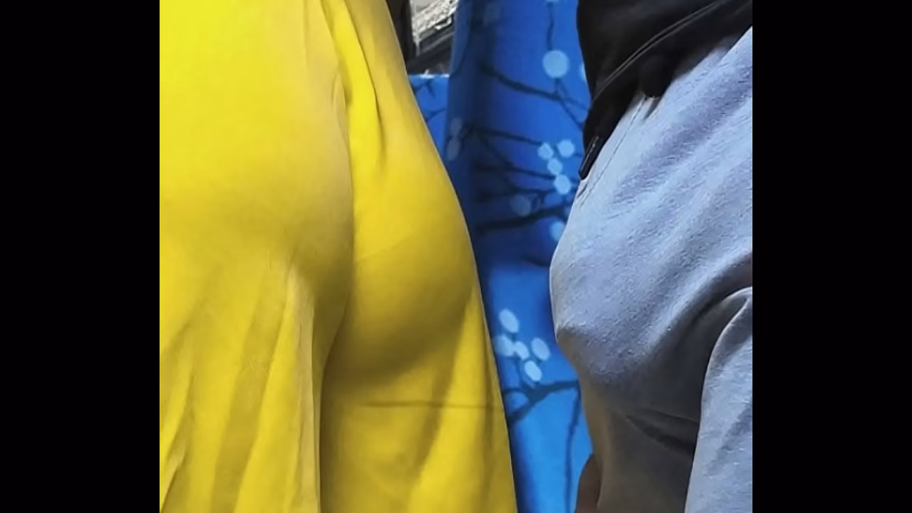 трахнул незнакомку в автобусе